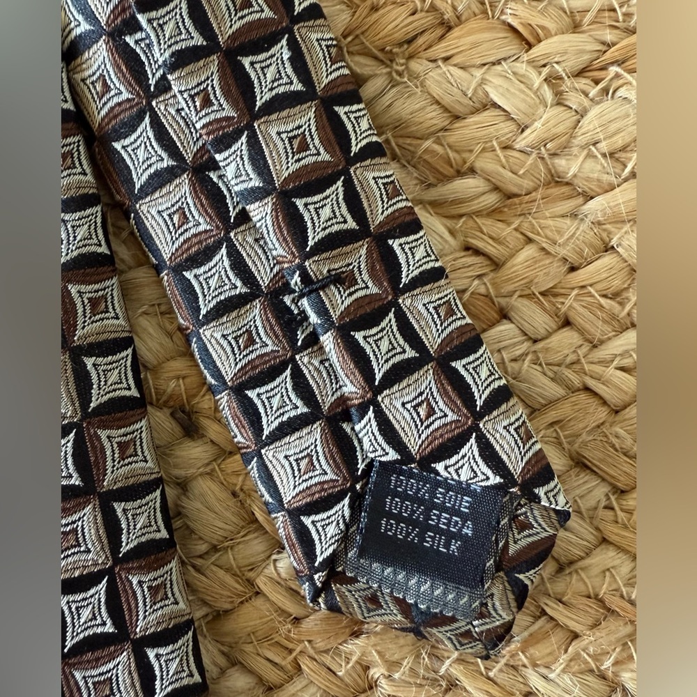 Geometric Patterned Men's Ties Set - Picture 2 of 6